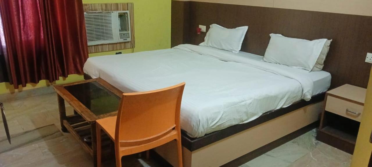 Hotel Crystal Inn Lucknow Exterior foto